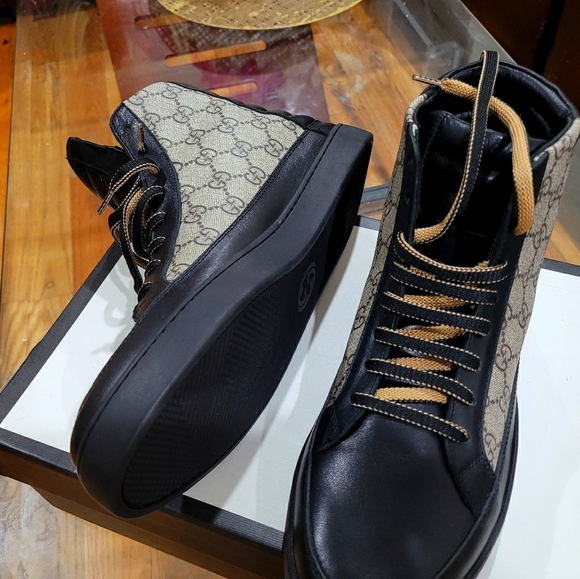 Mens shoes - Picture 1 of 4